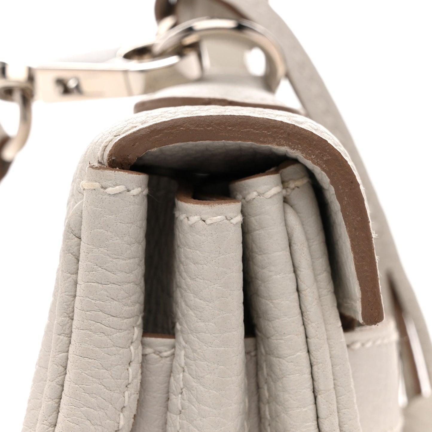 Togo Kelly Retourne 32 Gris Pale