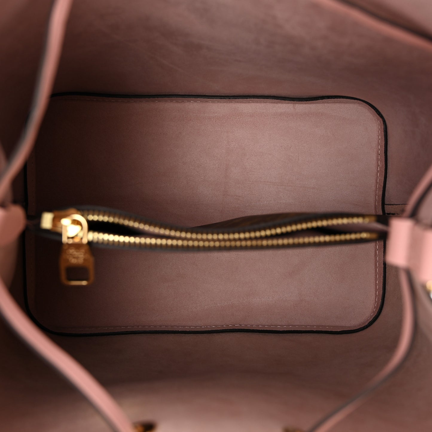 Monogram Neonoe MM Rose Poudre