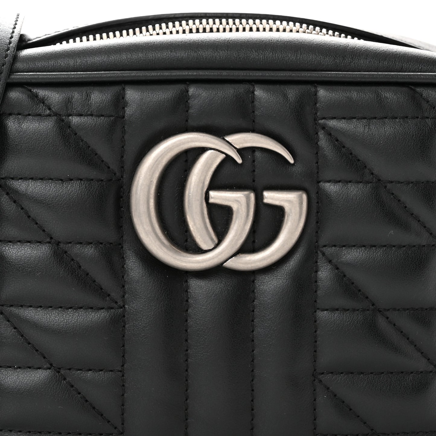 Calfskin Matelasse Aria Small GG Marmont Chain Shoulder Bag Black