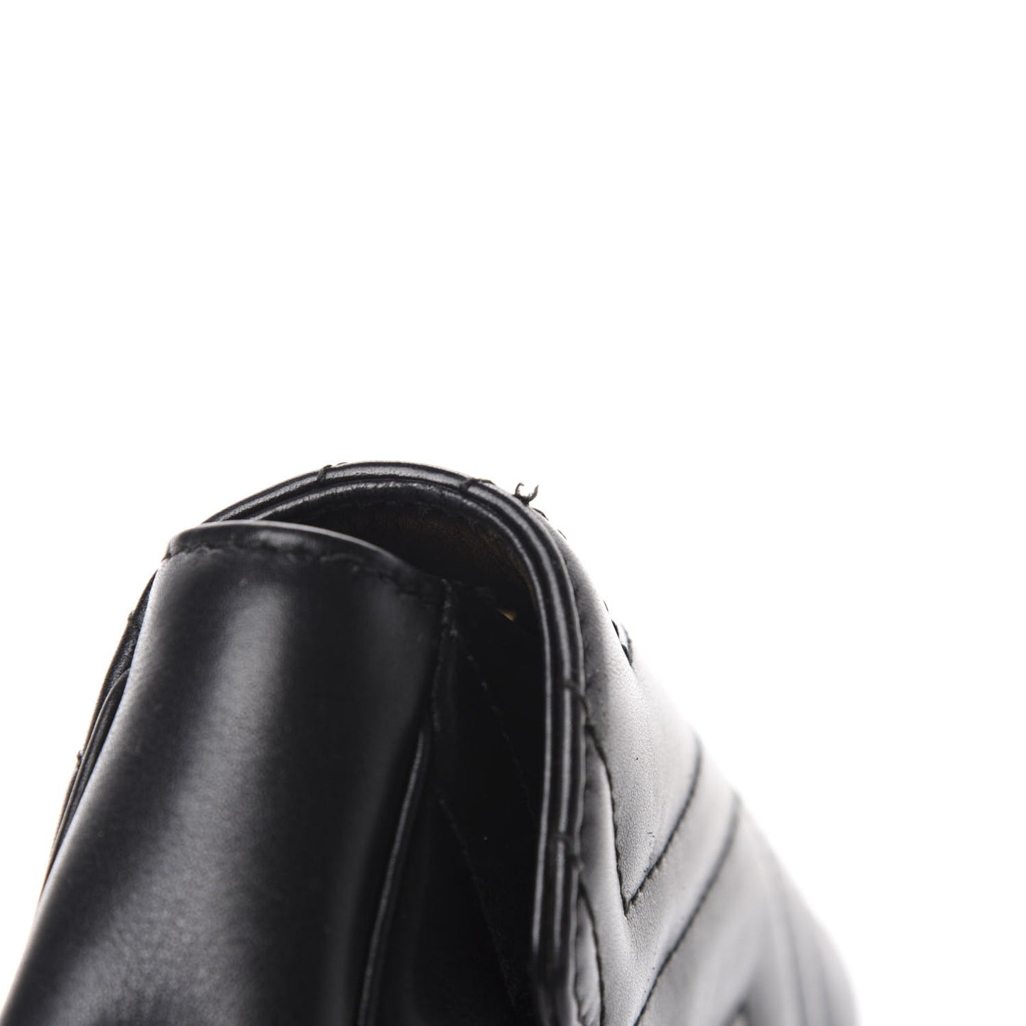 Calfskin Matelasse Super Mini GG Marmont Shoulder Bag Black