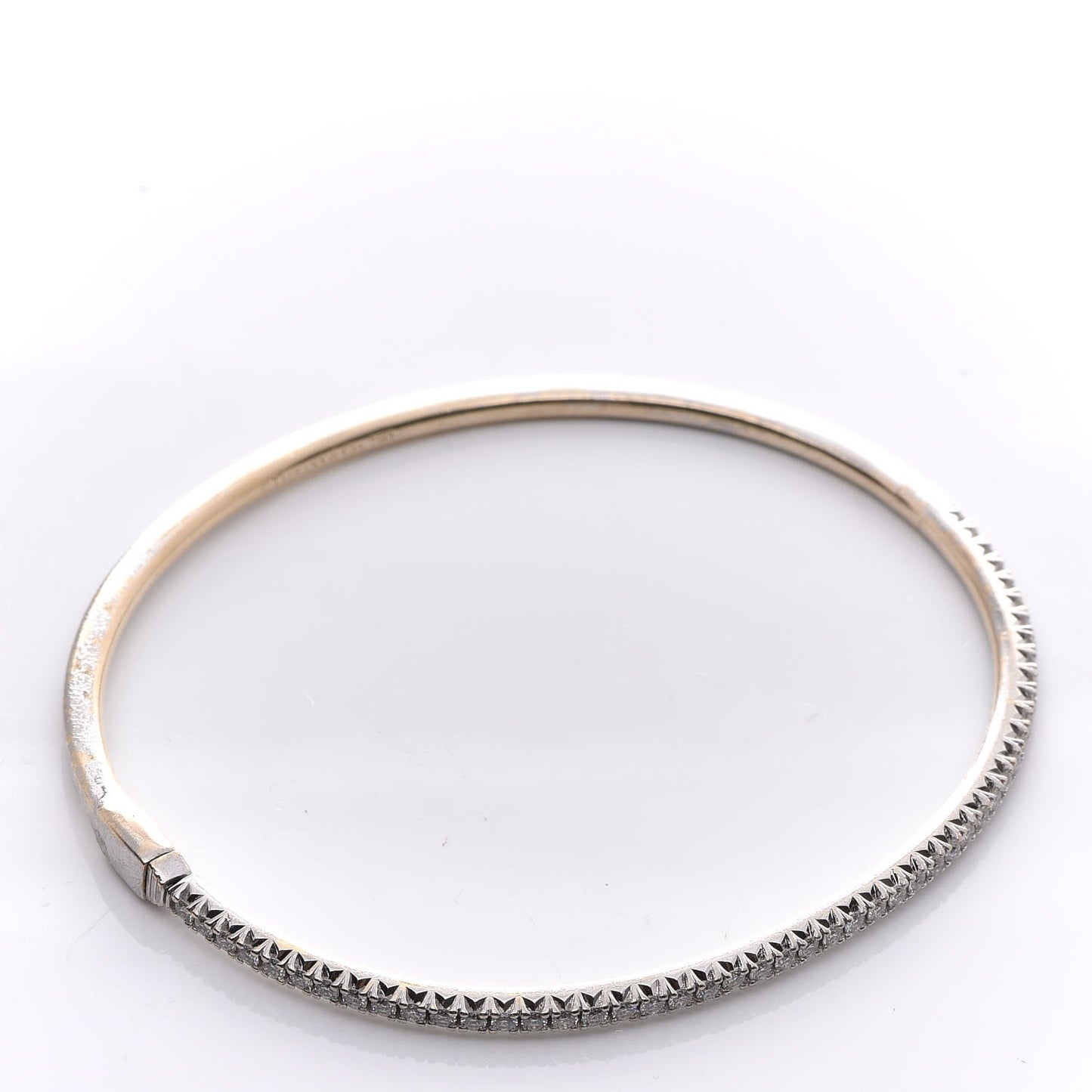18K White Gold Diamond Metro Hinged Bangle