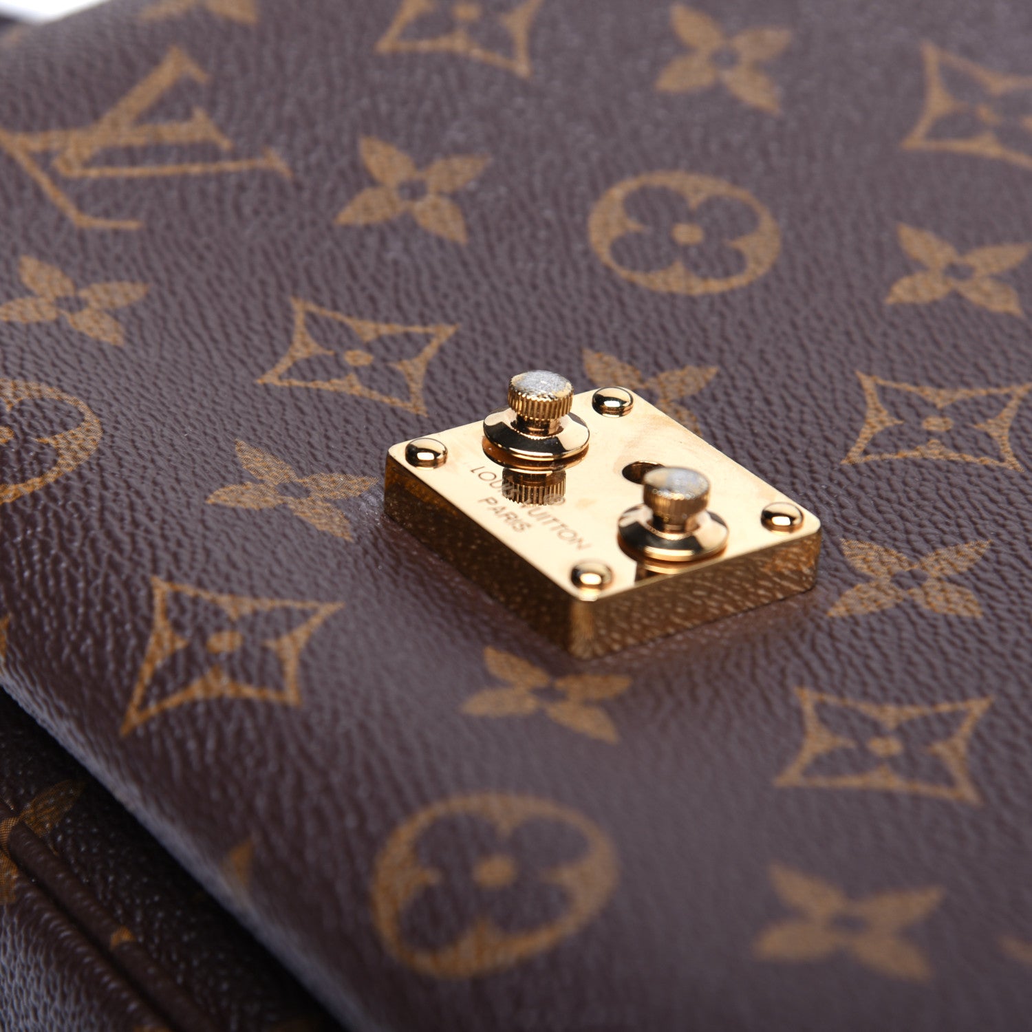 Louis Vuitton Monogram Pochette Metis 15 of 15