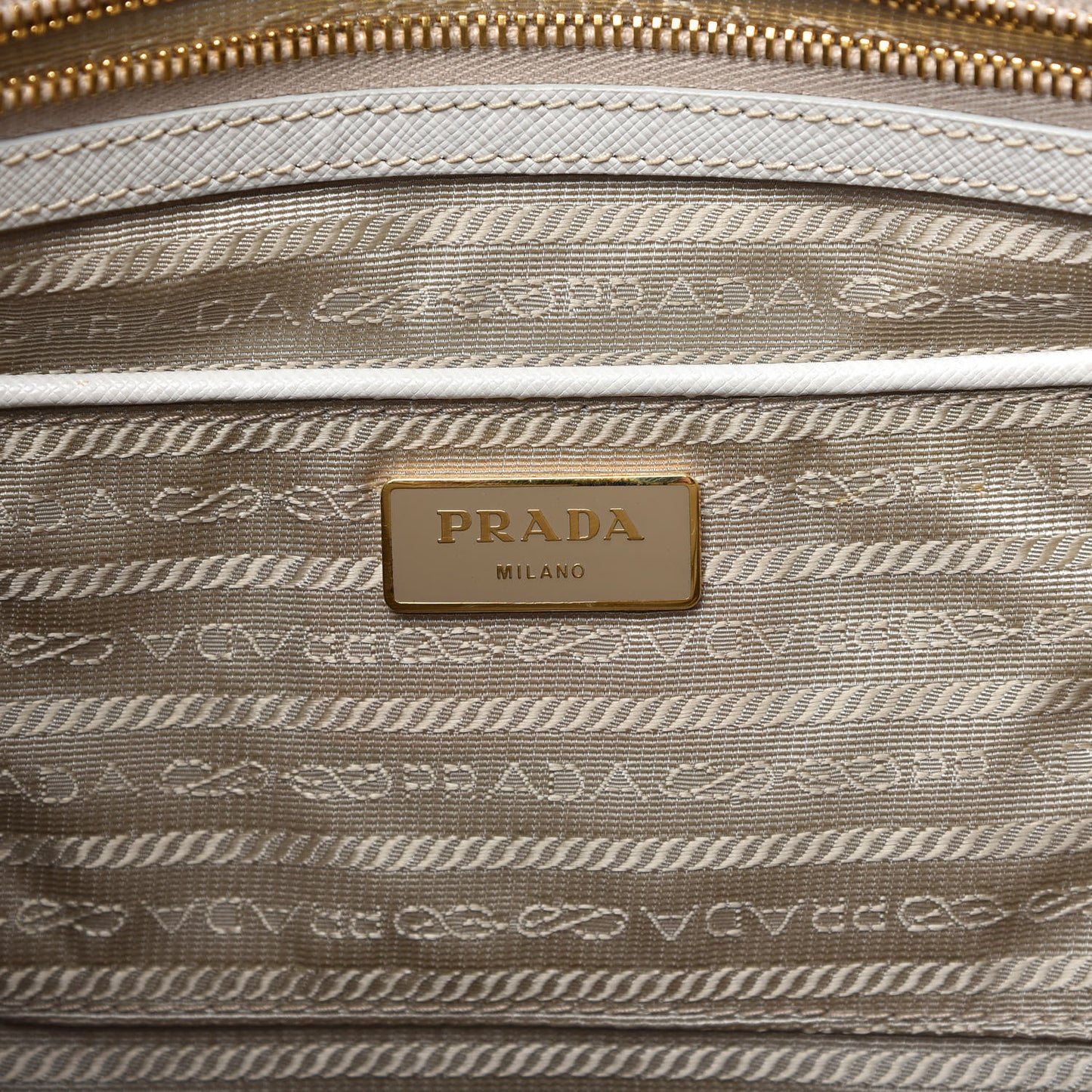Saffiano Lux Extra Large Galleria Double Zip Tote Talco