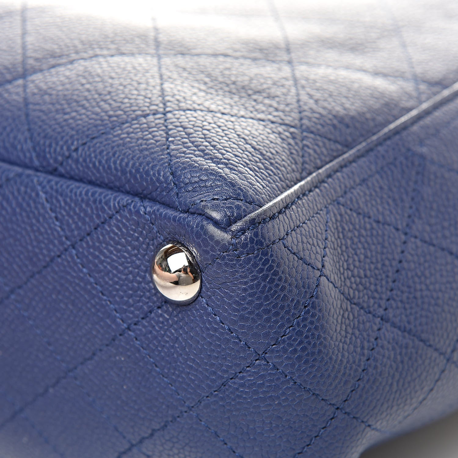 Chanel Grained Calfskin CC Pocket Tote Navy Blue 11 of 18