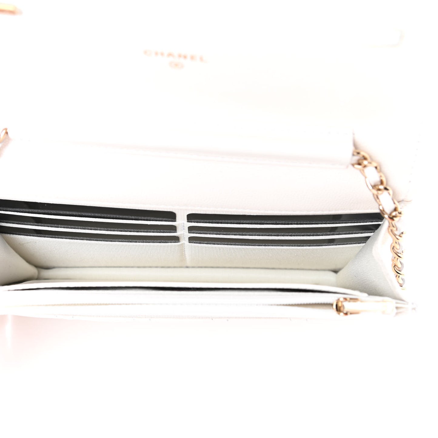 Caviar Quilted Wallet On Chain WOC White