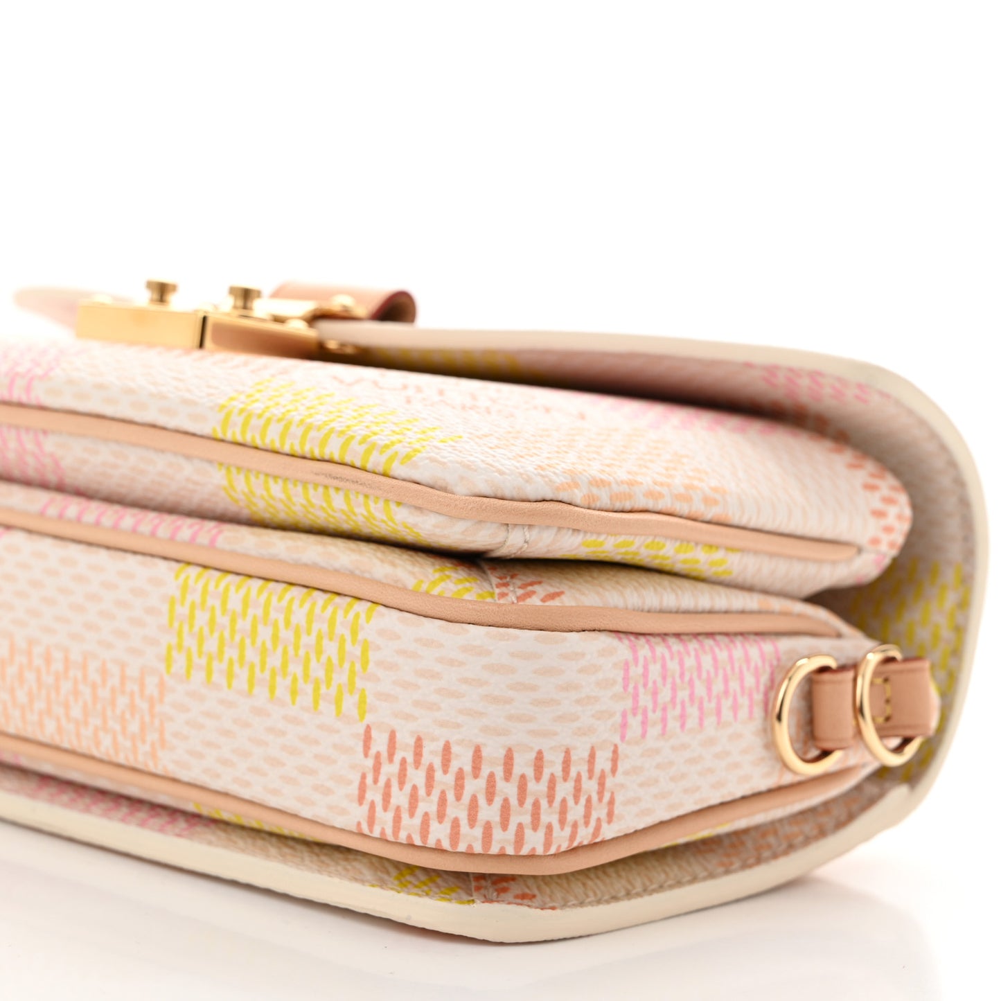 Damier Giant Pochette Metis East West Peach