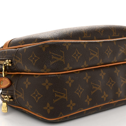 Louis Vuitton Monogram Reporter PM 9 of 10