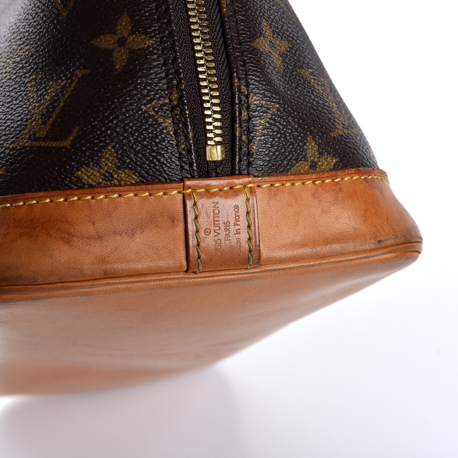 Louis Vuitton Monogram Alma PM 14 of 20