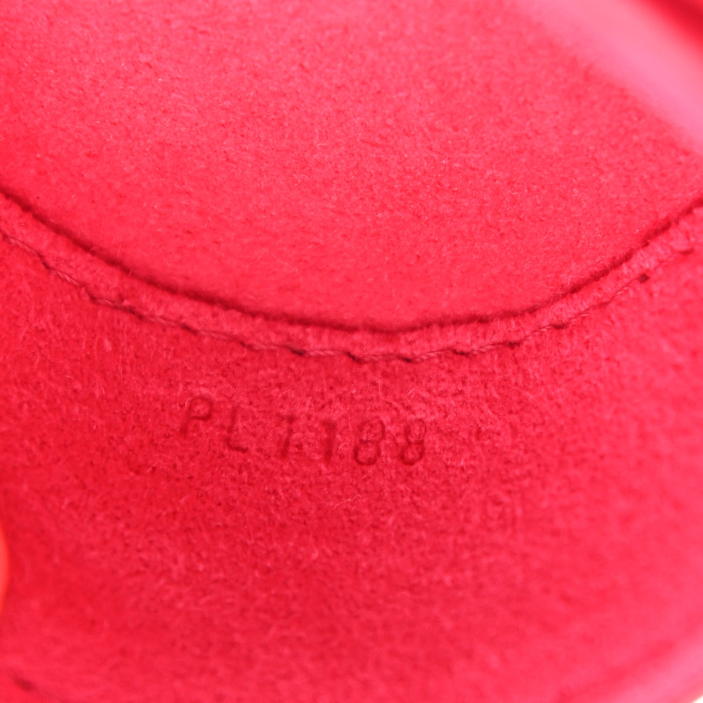 Epi 100ML Travel Case Hot Pink