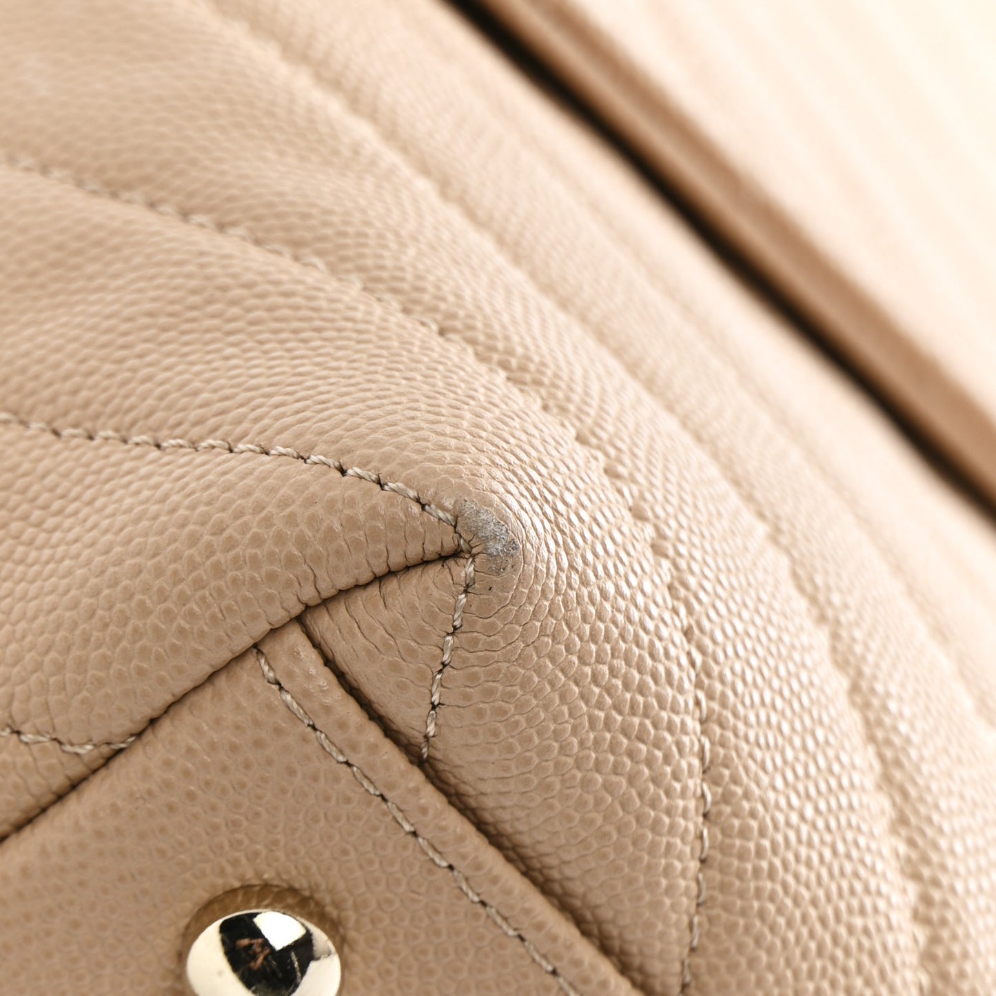 Caviar Chevron Quilted Medium Coco Handle Flap Beige