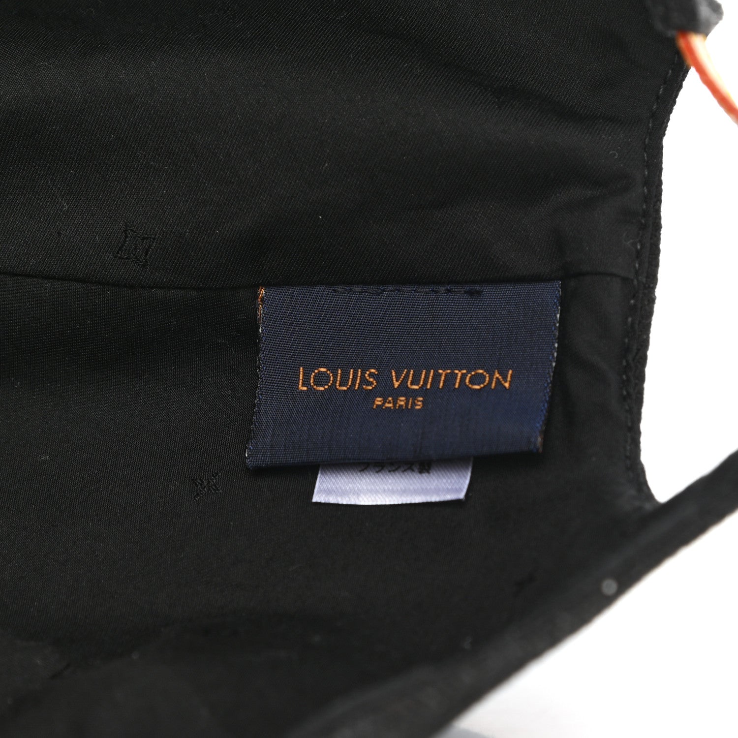 Louis Vuitton Monogram Essential Cap M Black 8 of 8