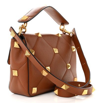 Valentino Garavani Grained Calfskin Large Roman Stud Shoulder Bag Selleria 3 of 10