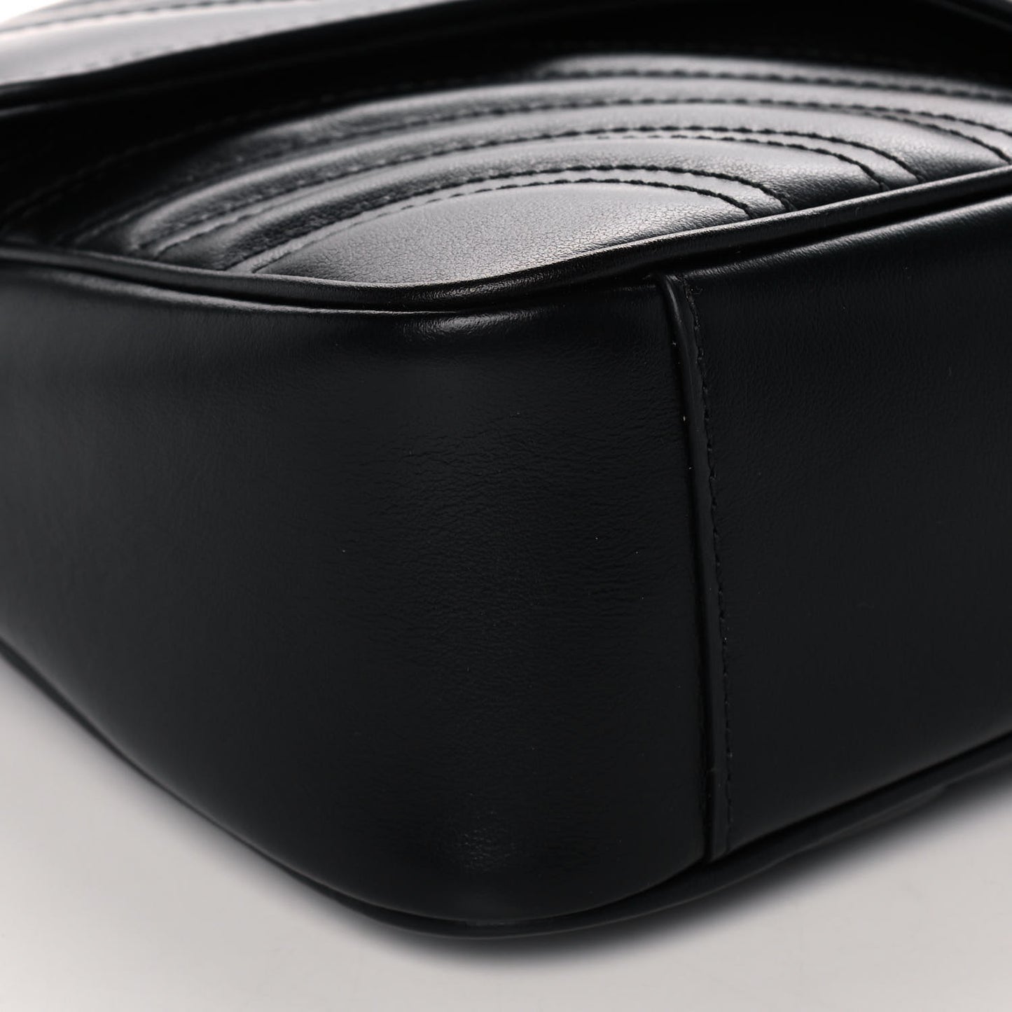 Calfskin Matelasse Small GG Marmont Shoulder Bag Black