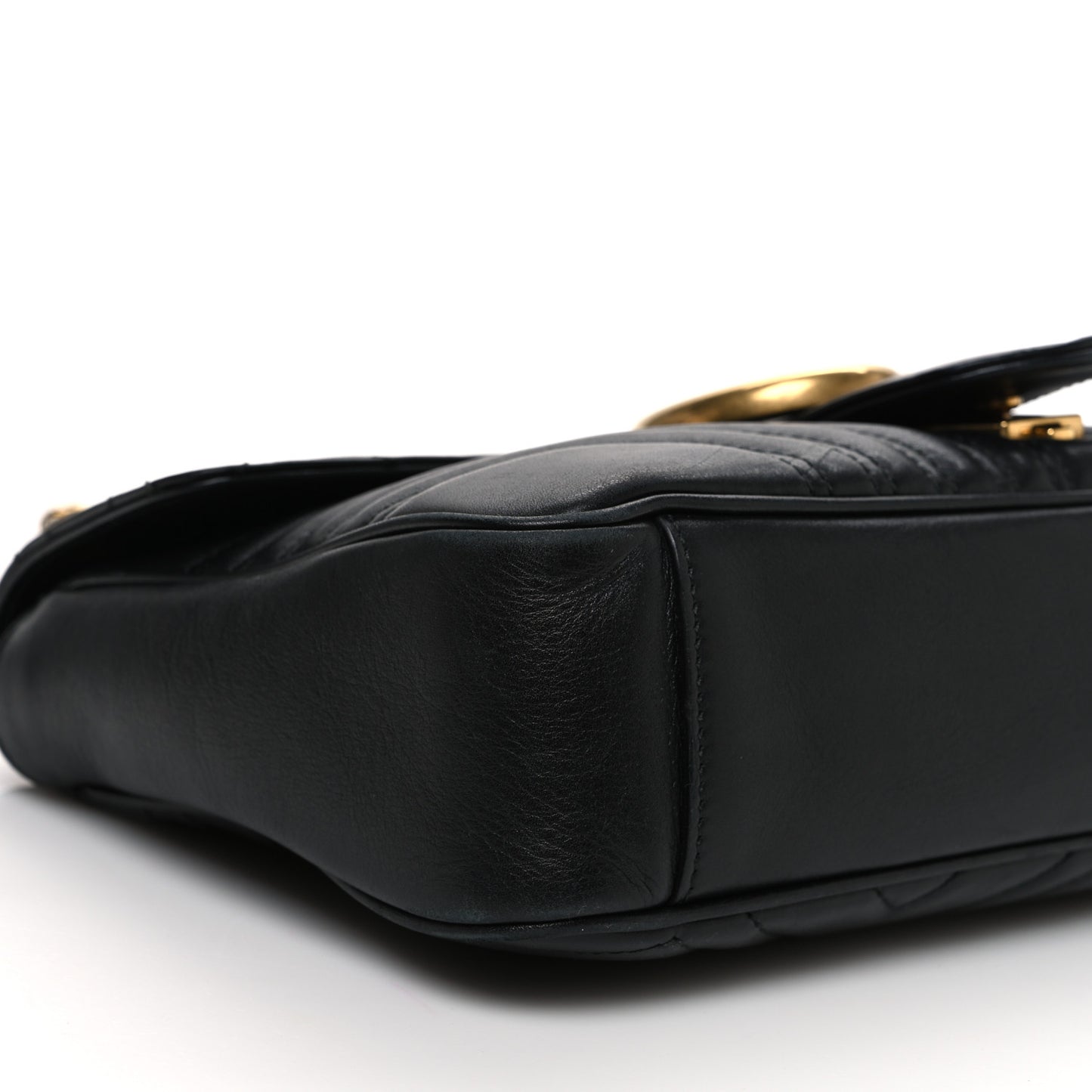 Calfskin Matelasse Medium GG Marmont Shoulder Bag Black