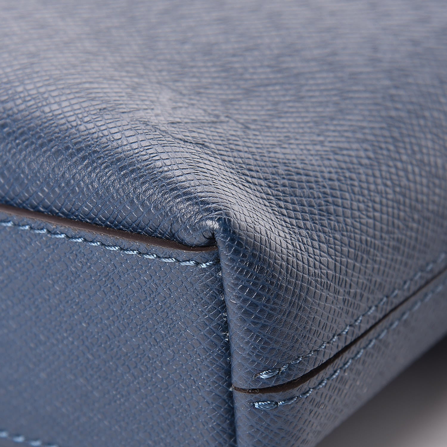 Louis Vuitton Taiga Grigori PM Messenger Ocean 10 of 12