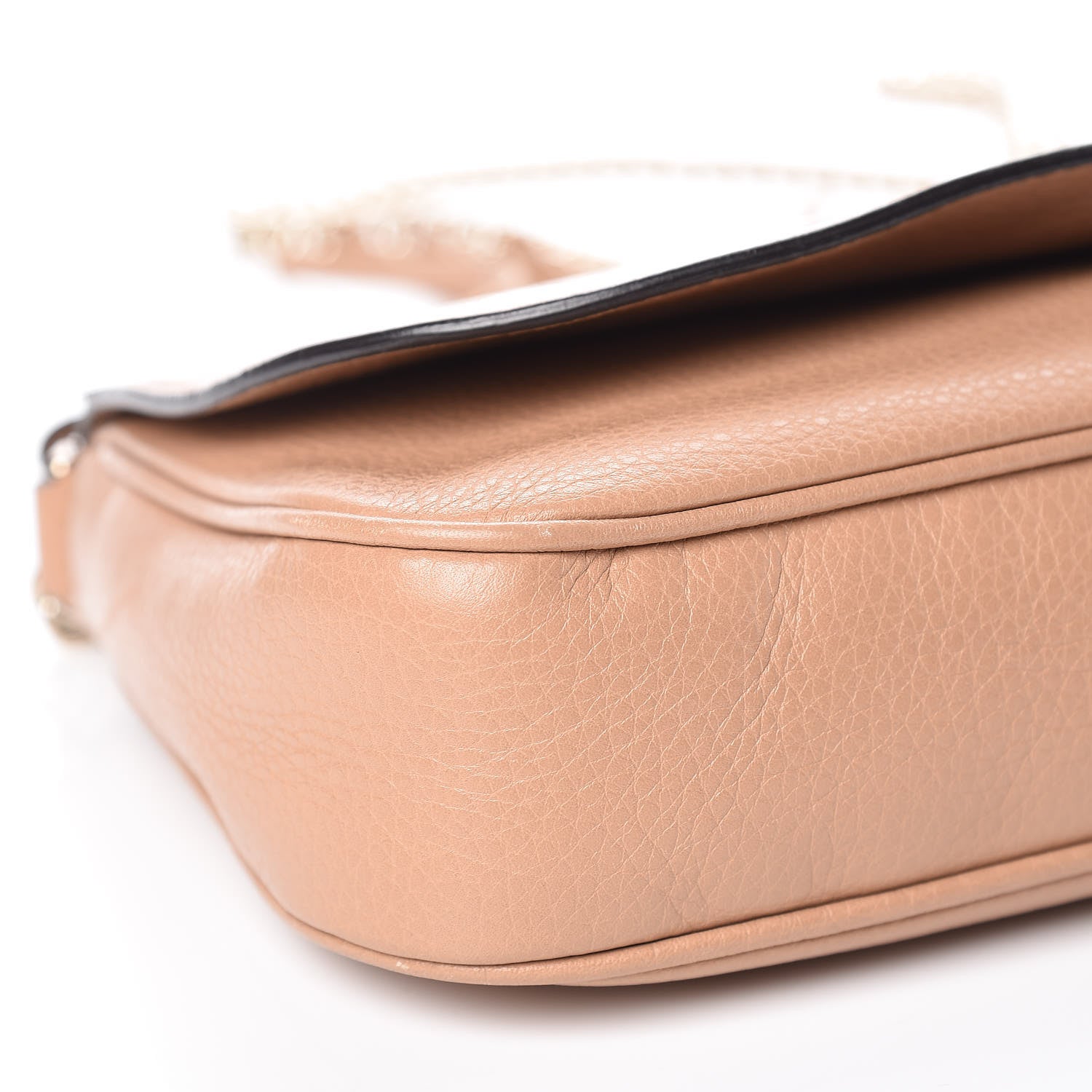 Gucci Pebbled Calfskin Medium Soho Flap Crossbody Camelia 12 of 15