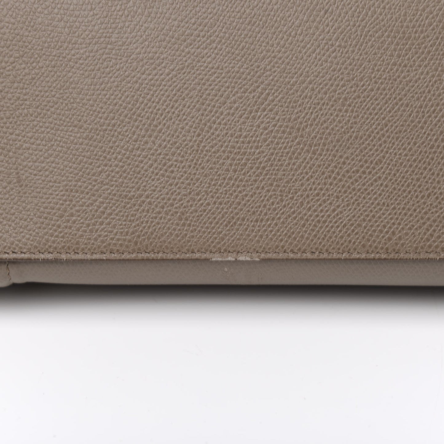 Baby Grained Calfskin Medium Phantom Luggage Taupe