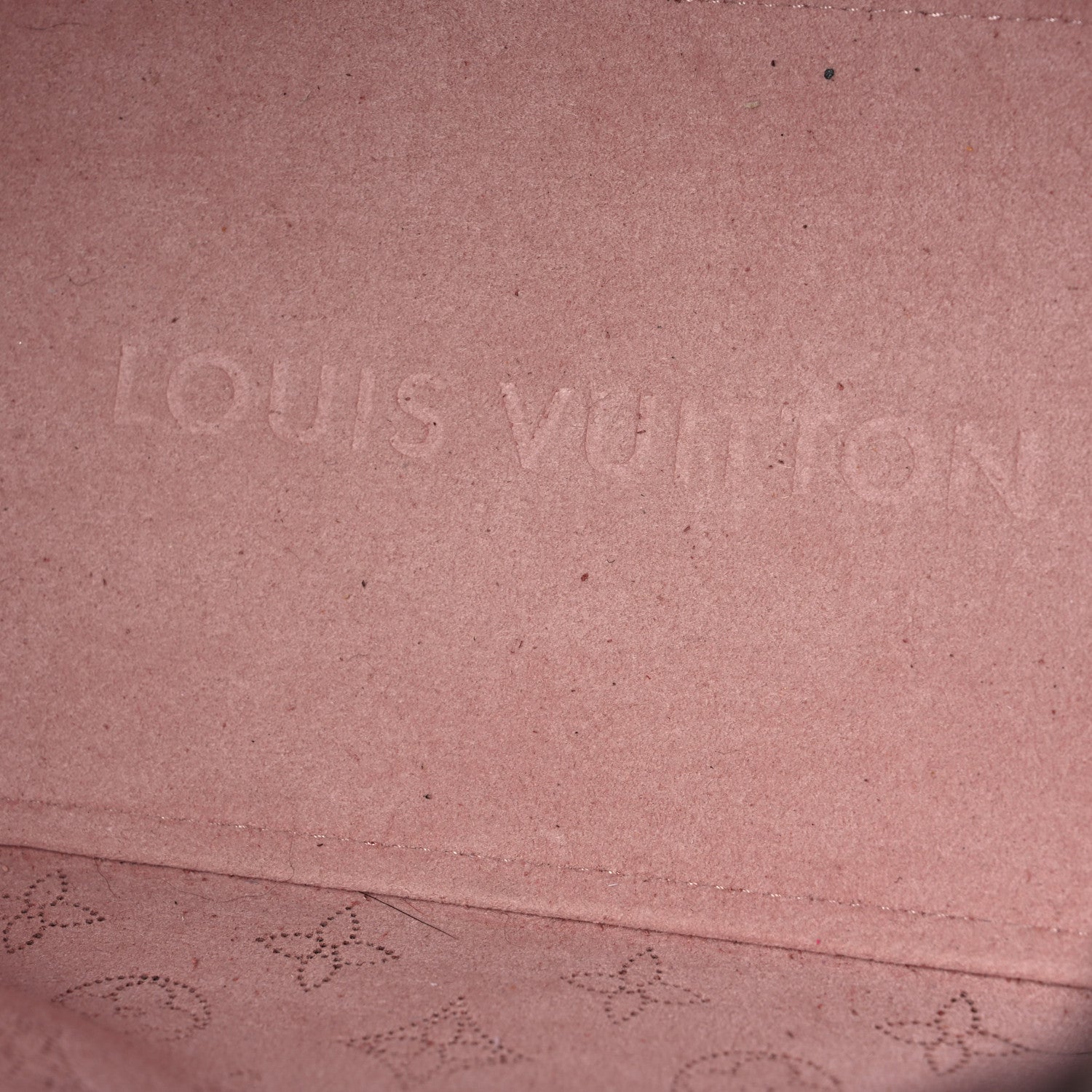 Louis Vuitton Mahina Girolata Magnolia 10 of 10