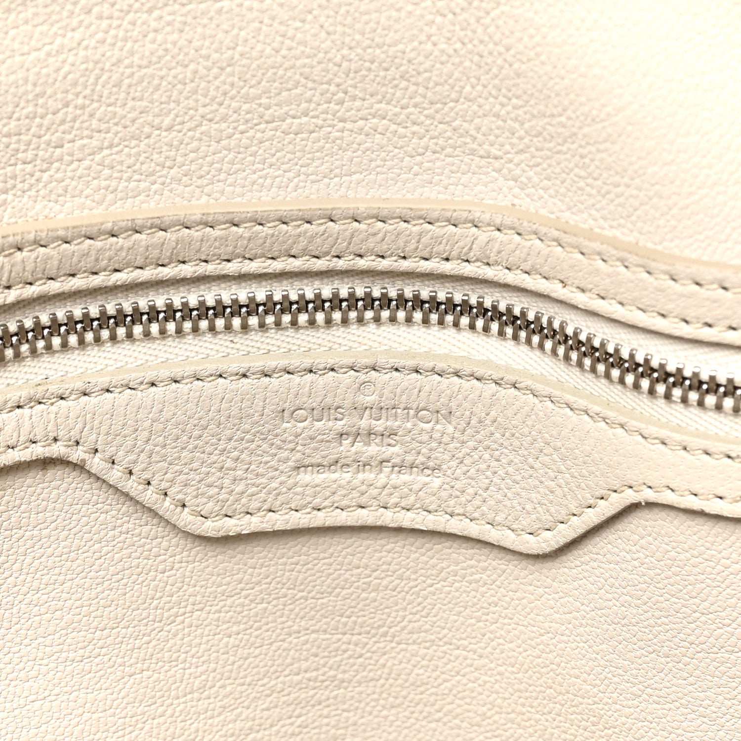 Louis Vuitton Veau Ecorce Haute Maroquinerie Lockit MM Ivory 6 of 9