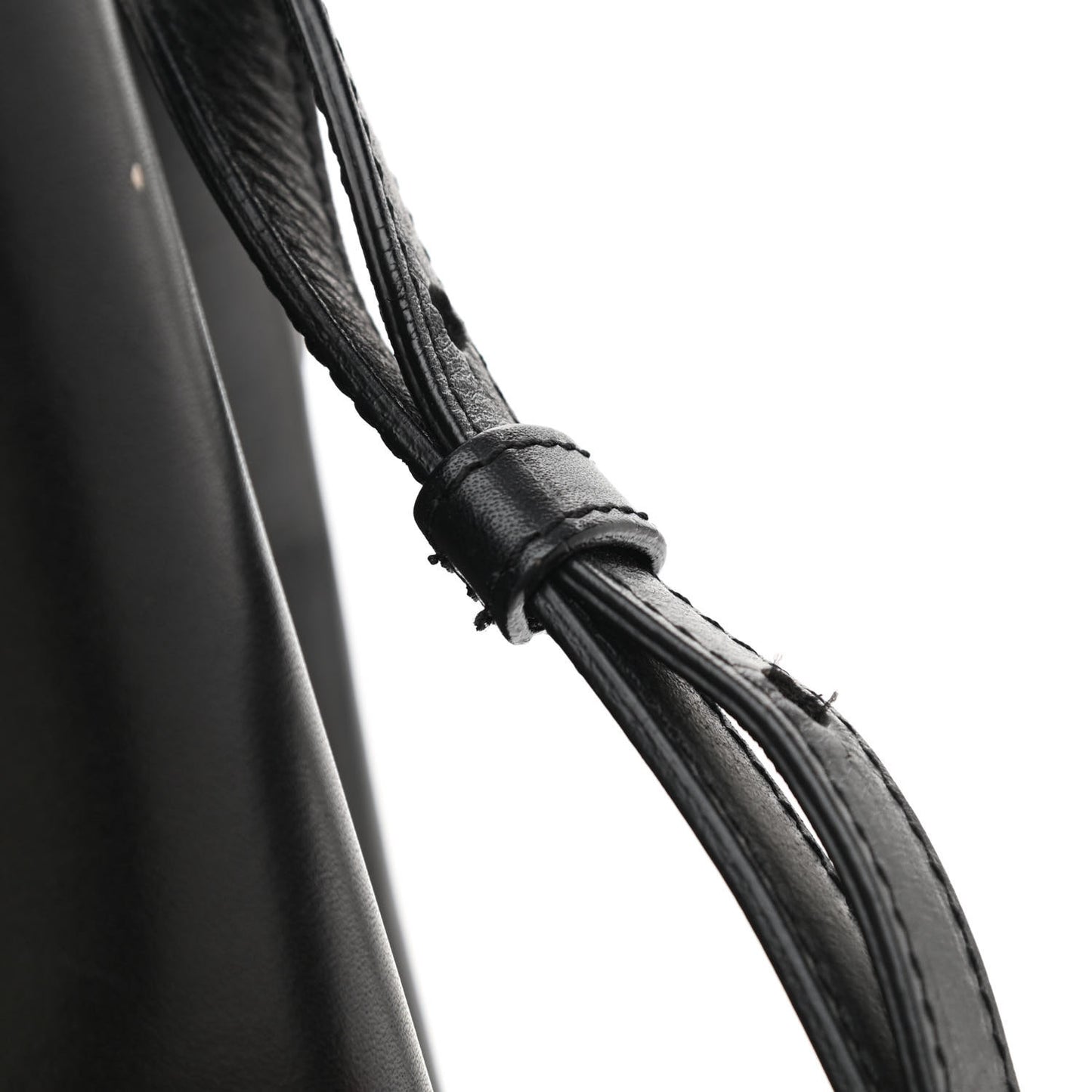 Vegetable Tanned Calfskin Bucket Bag Black Royal
