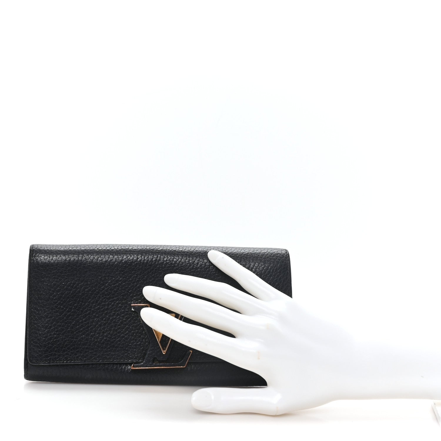 Louis Vuitton Taurillon Capucines Wallet Black 2 of 7