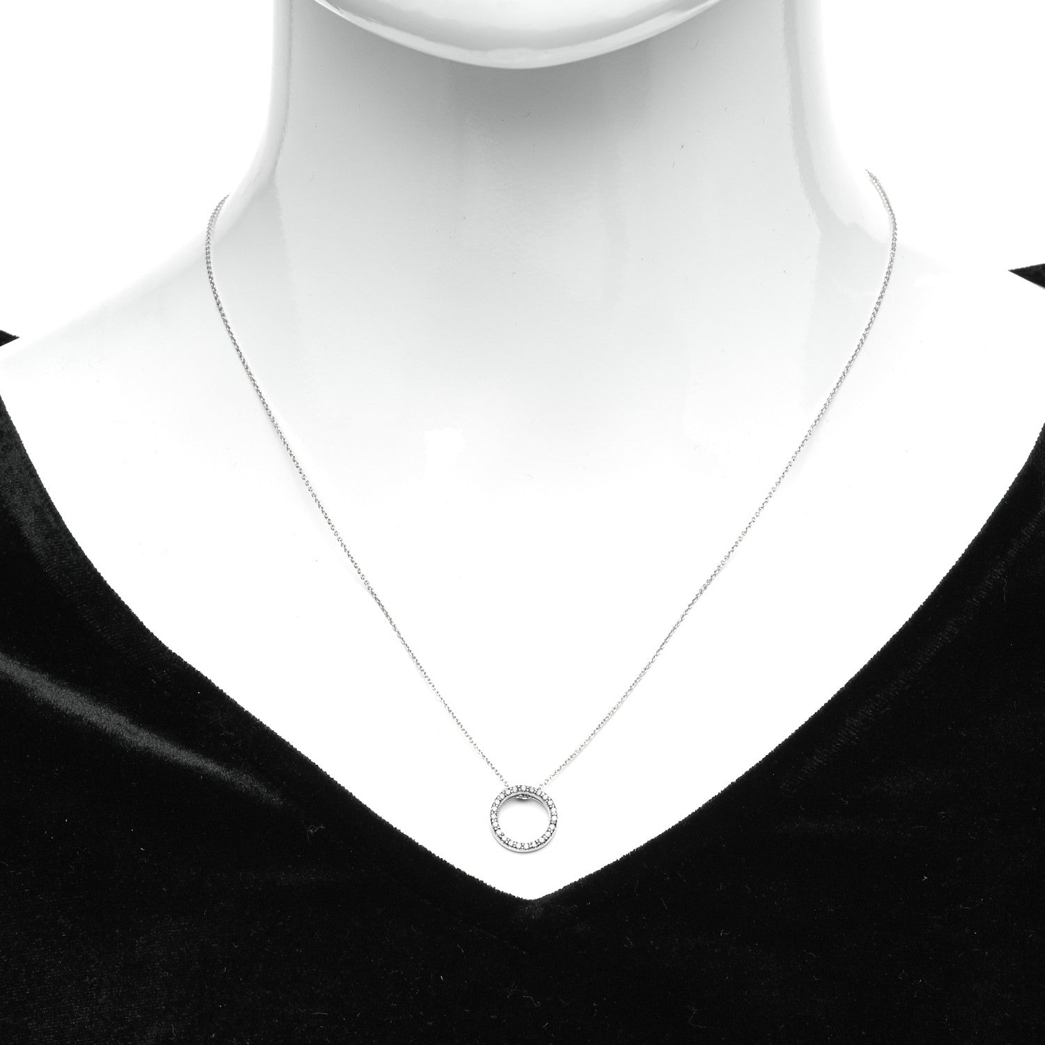 Roberto Coin 18K White Gold Diamond Extra Small Circle Pendant Necklace 2 of 5