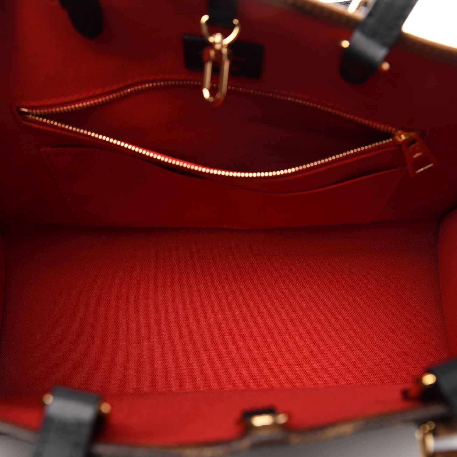Louis Vuitton Reverse Monogram Giant Onthego MM 6 of 12