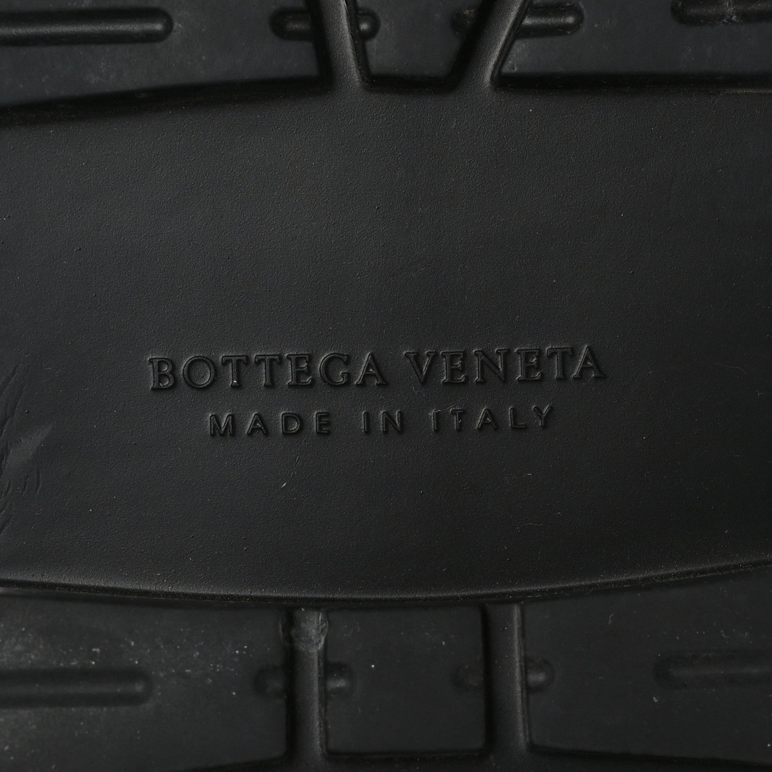 Bottega Veneta Calfskin The Lug Chelsea 55mm Boots 38 Black 7 of 8