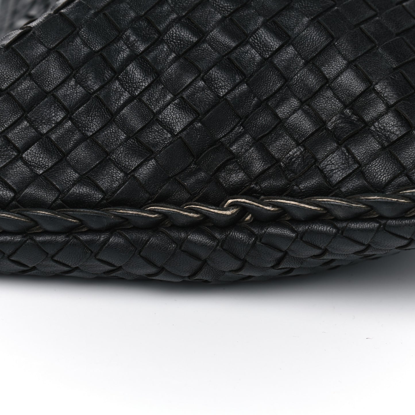 Nappa Intrecciato Medium Veneta Hobo Black