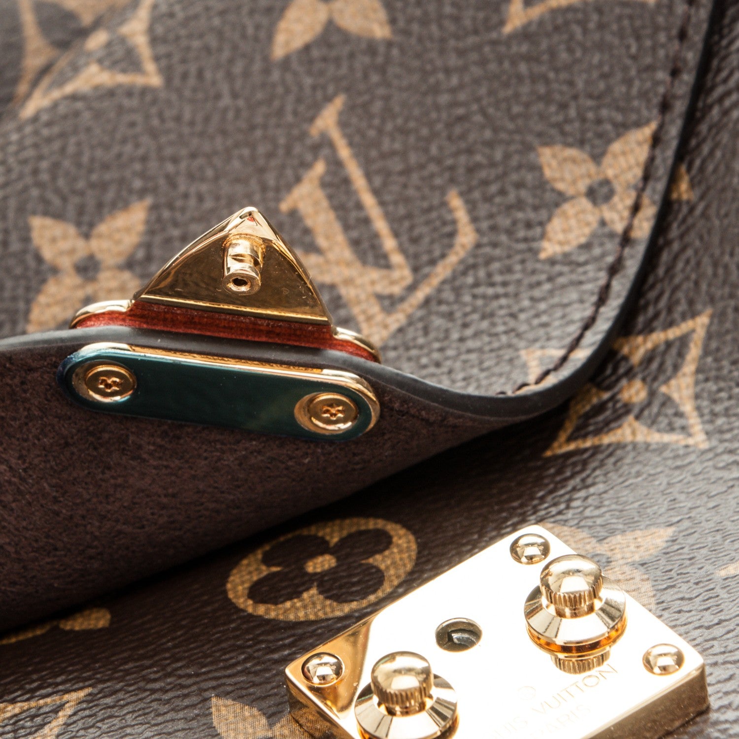 Louis Vuitton Monogram Metis 5 of 7