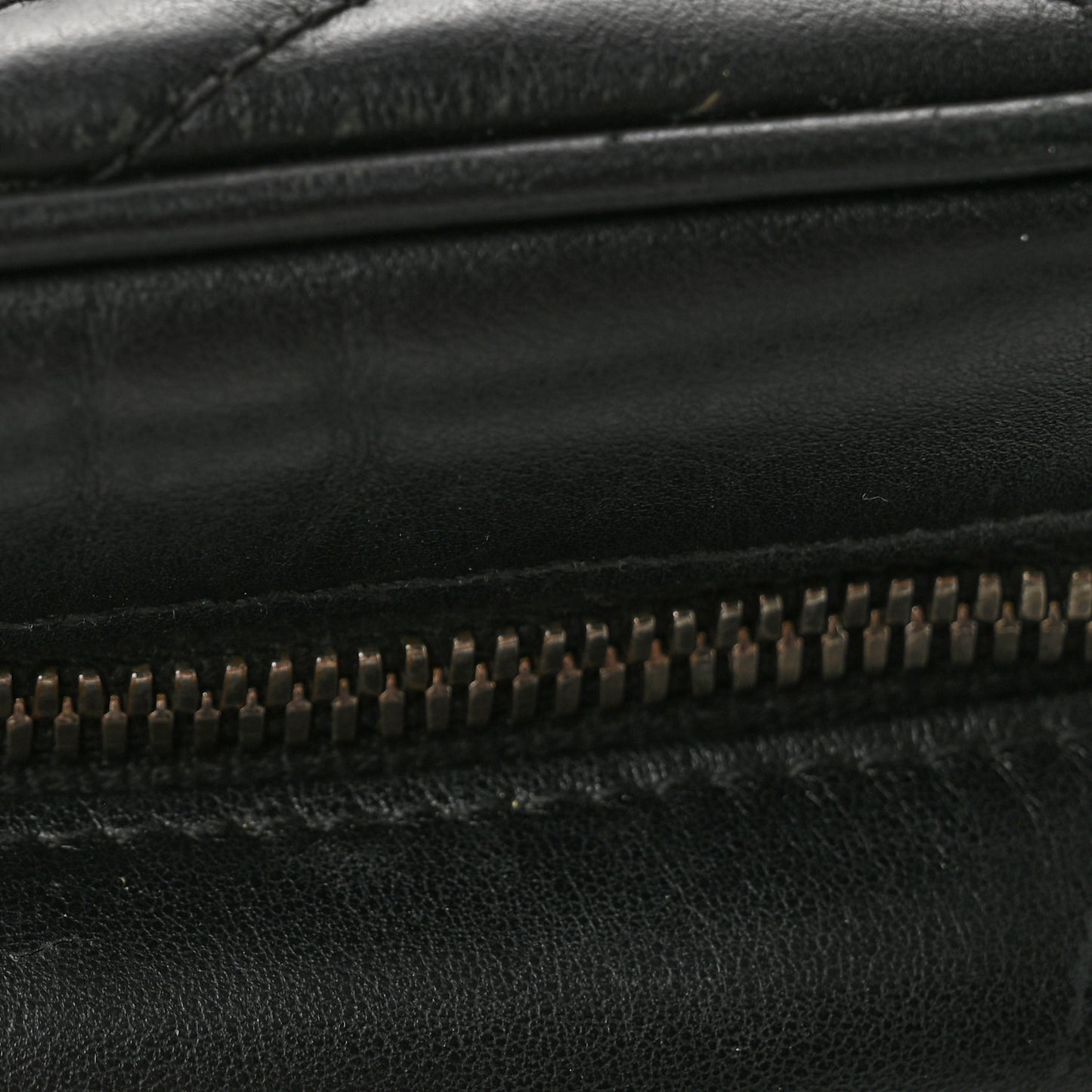Calfskin Matelasse Monochrome Small GG Marmont Chain Shoulder Bag Black