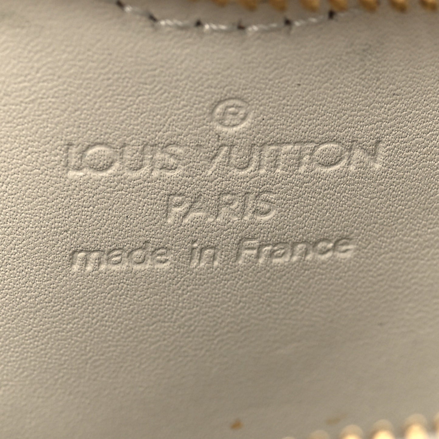 Vernis Heart Coin Purse Blanc Corail