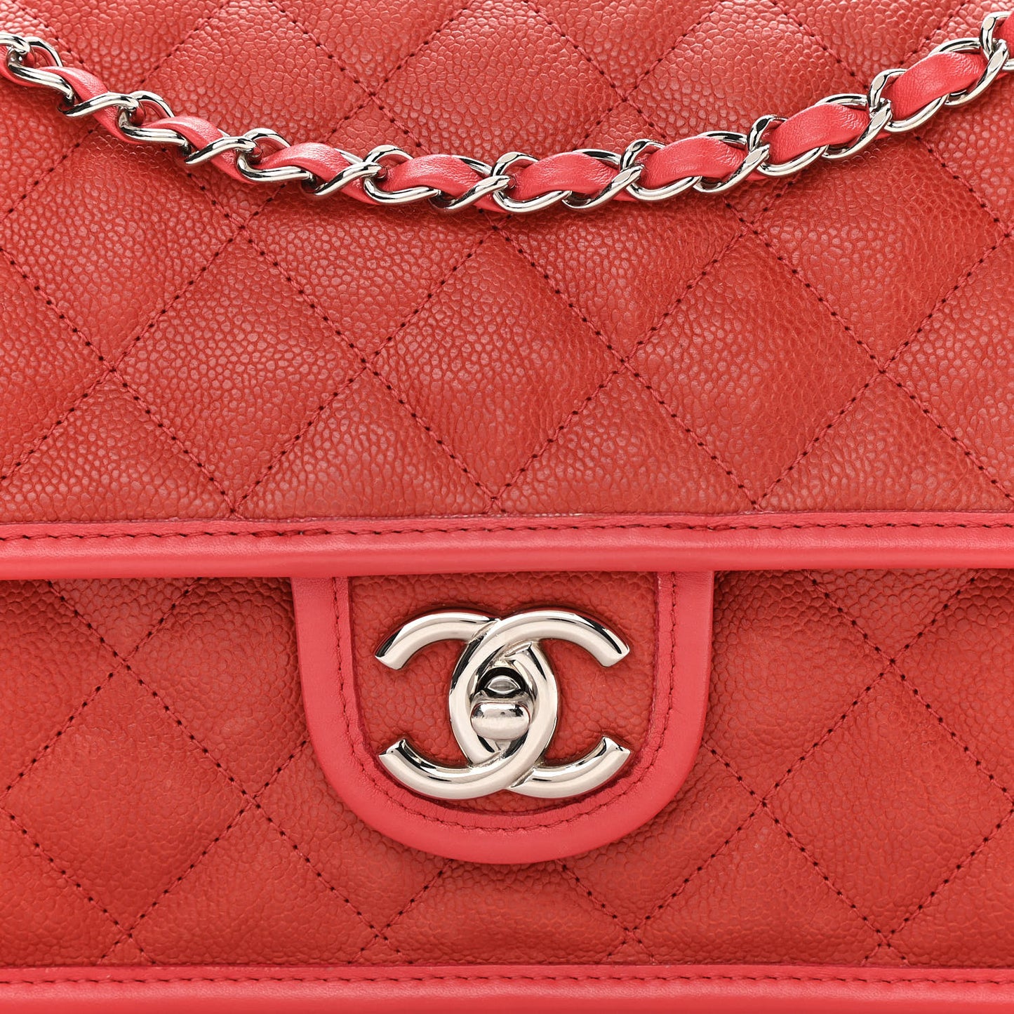 Caviar Quilted Medium French Riviera Flap Red