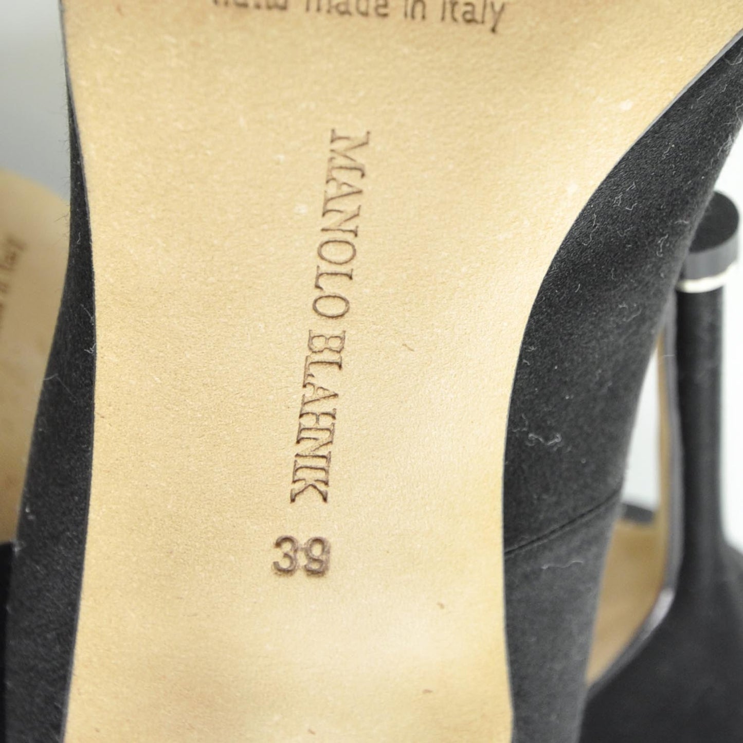MANOLOBLAHNIKSatinHangisiPumps39Black