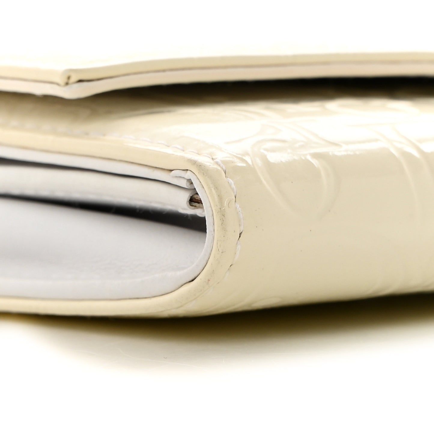 Patent Ultimate Rendez-Vous Chain Wallet White