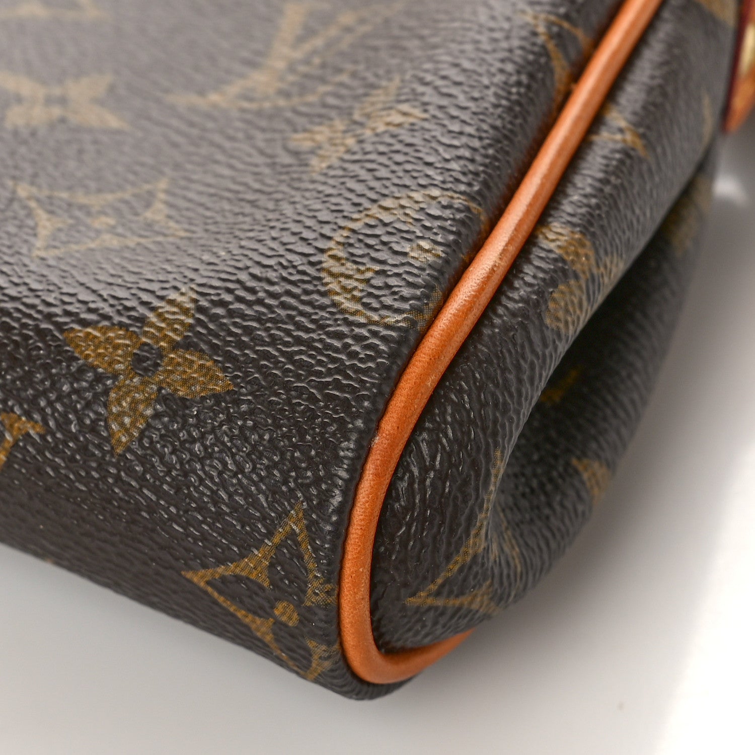 Louis Vuitton Monogram Eva Clutch 9 of 9