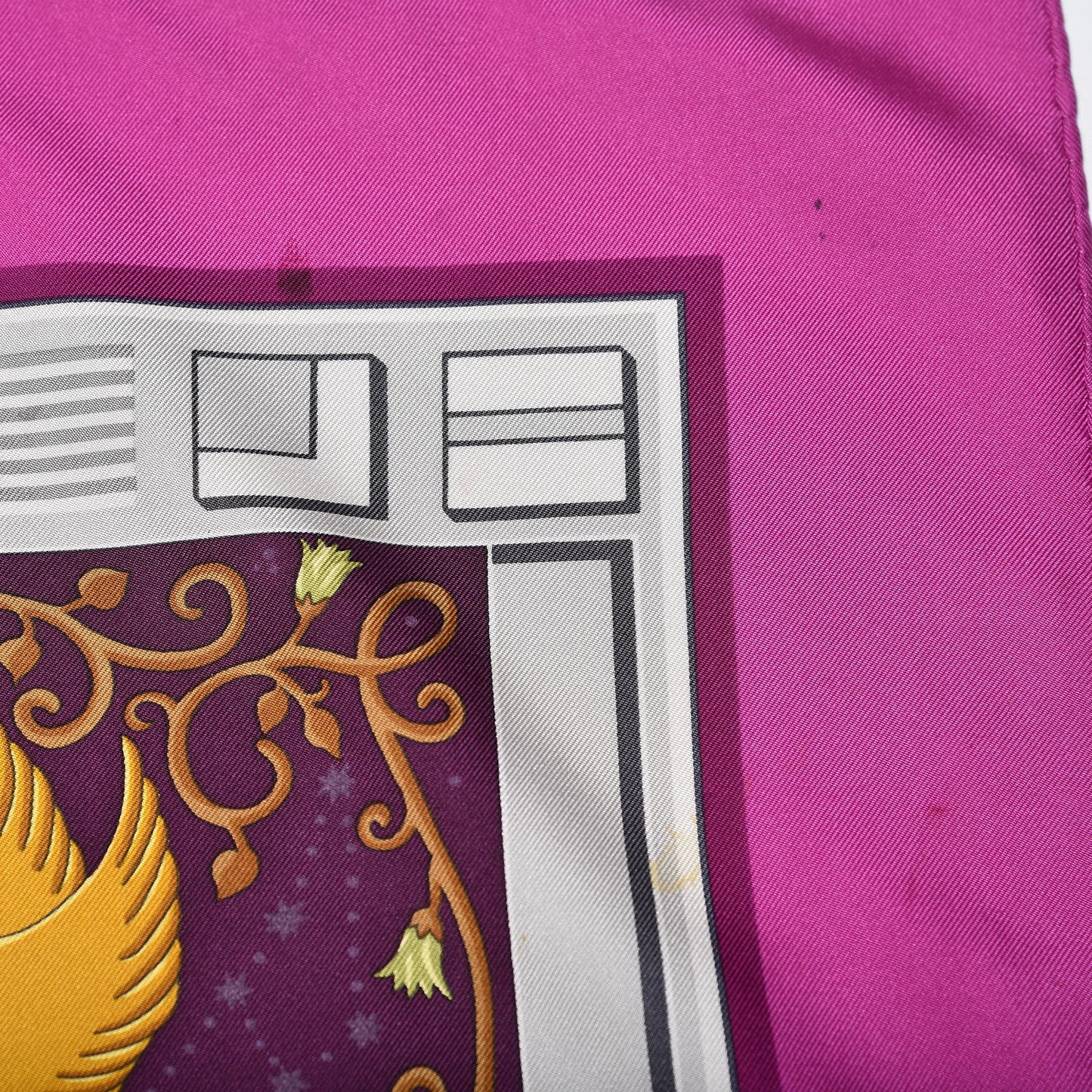 Silk www.hermes.com Scarf 90
