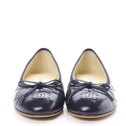 Chanel Aged Calfskin Quilted CC Cap Toe Ballerina Flats 35.5 Navy 2 of 9