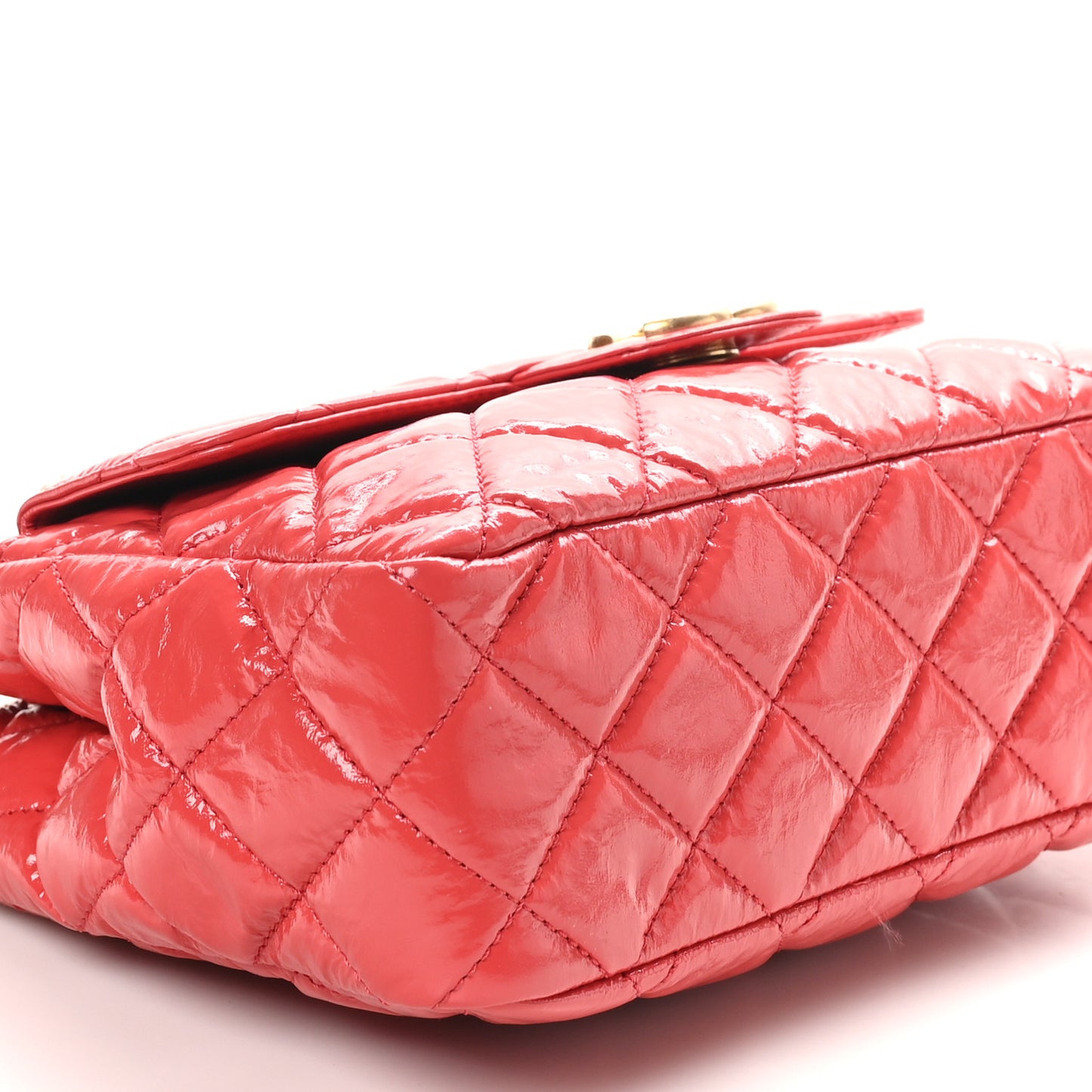 Shiny Crumpled Calfskin Quilted Wavy CC Hobo Red