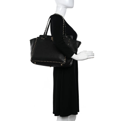 Valentino Garavani Pebbled Calfskin Medium Rockstud Tote Black 2 of 9