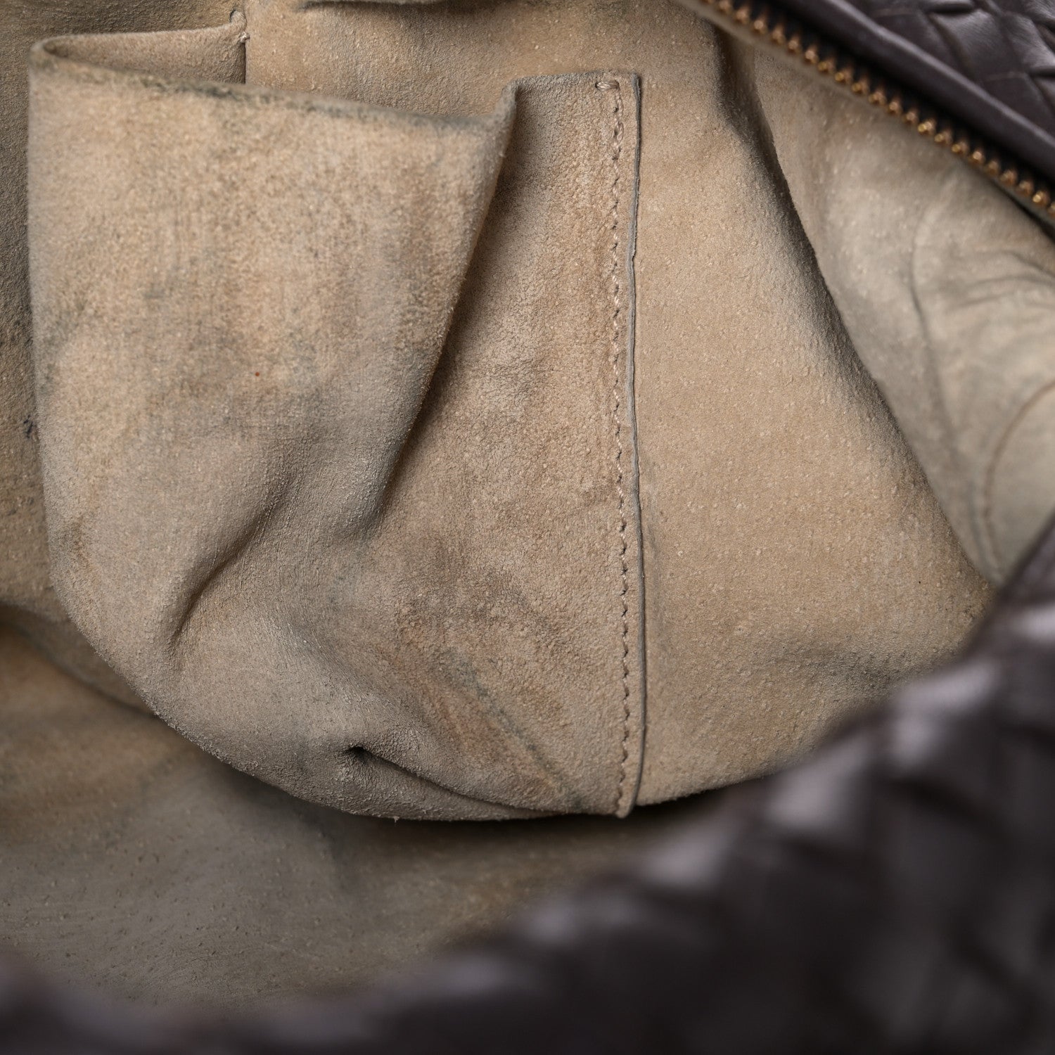 Bottega Veneta Nappa Intrecciato Montaigne Bag Ebano 15 of 23