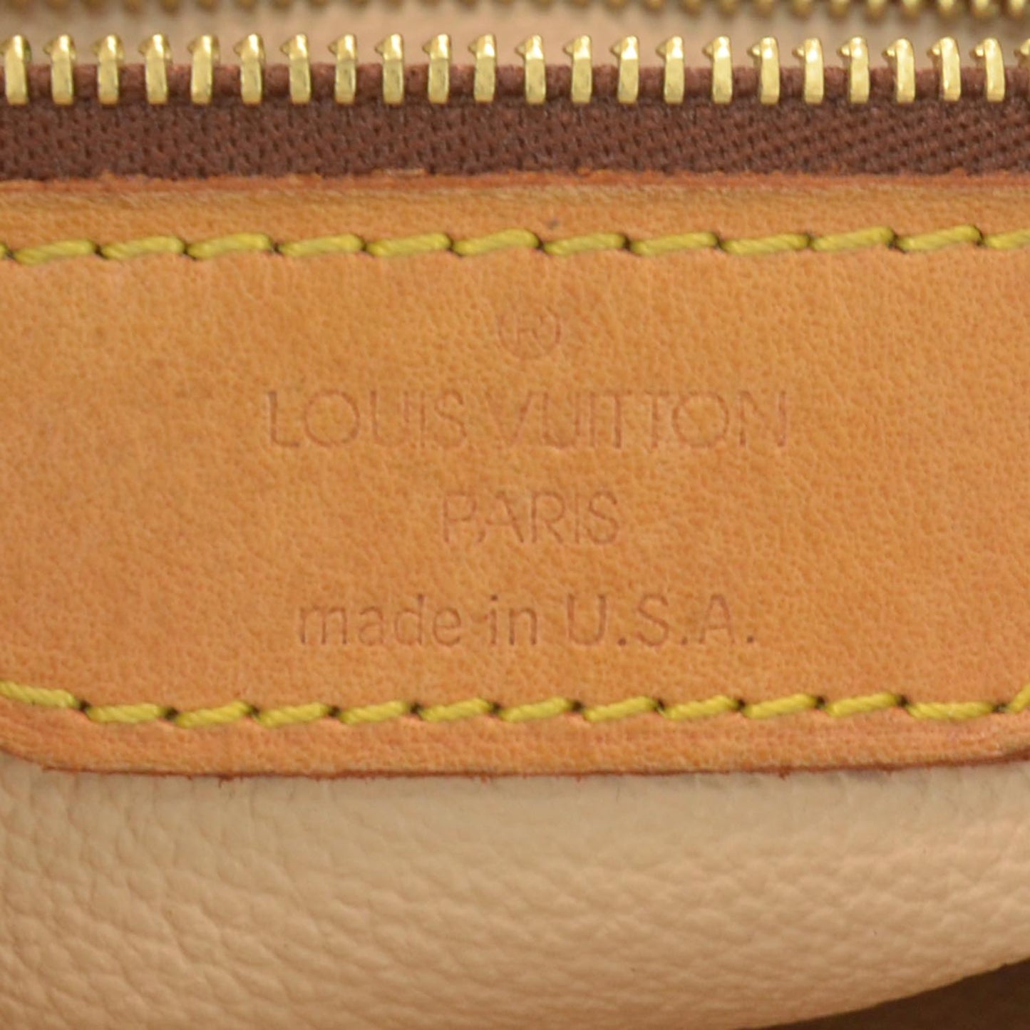 Monogram Petit Bucket 23