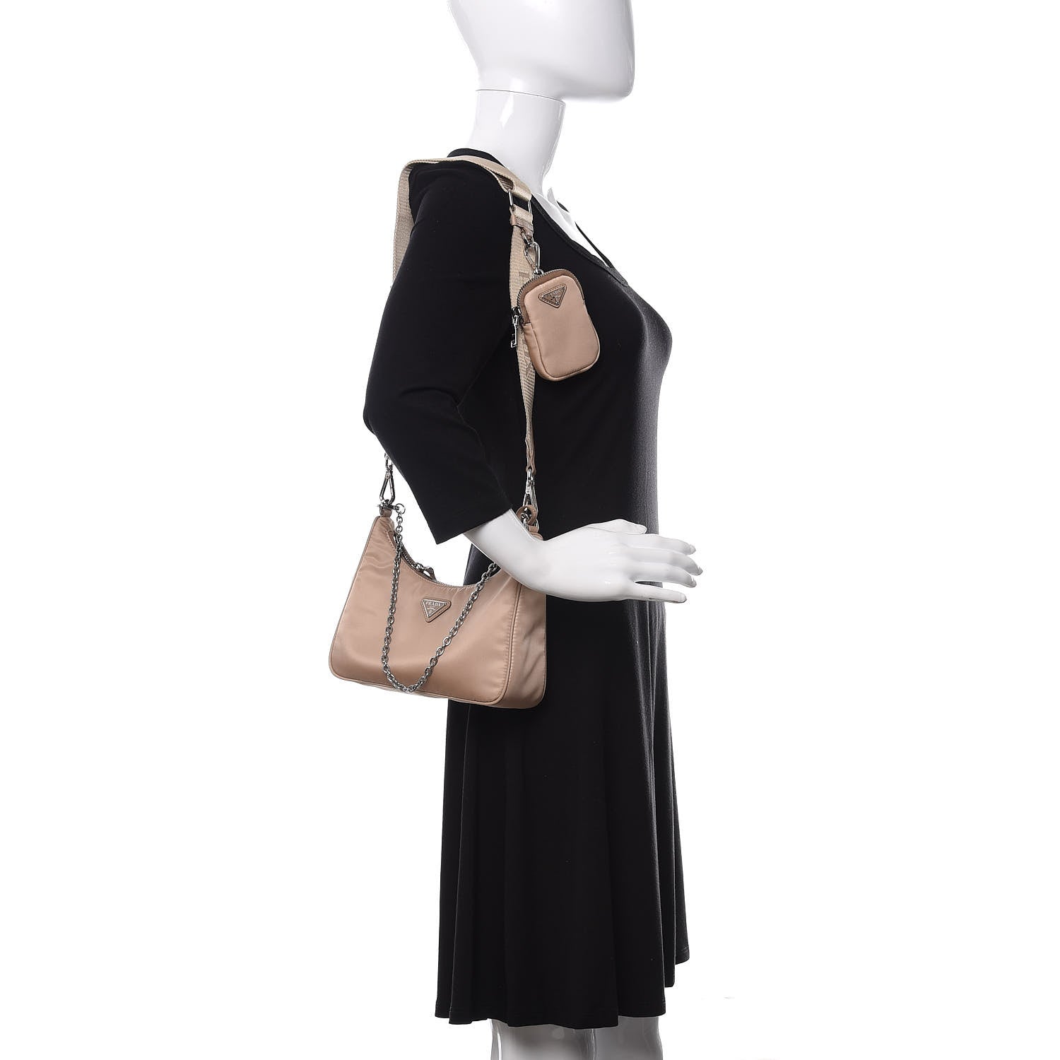 Prada Nylon Re-Edition 2005 Shoulder Bag Cammeo 2 of 11