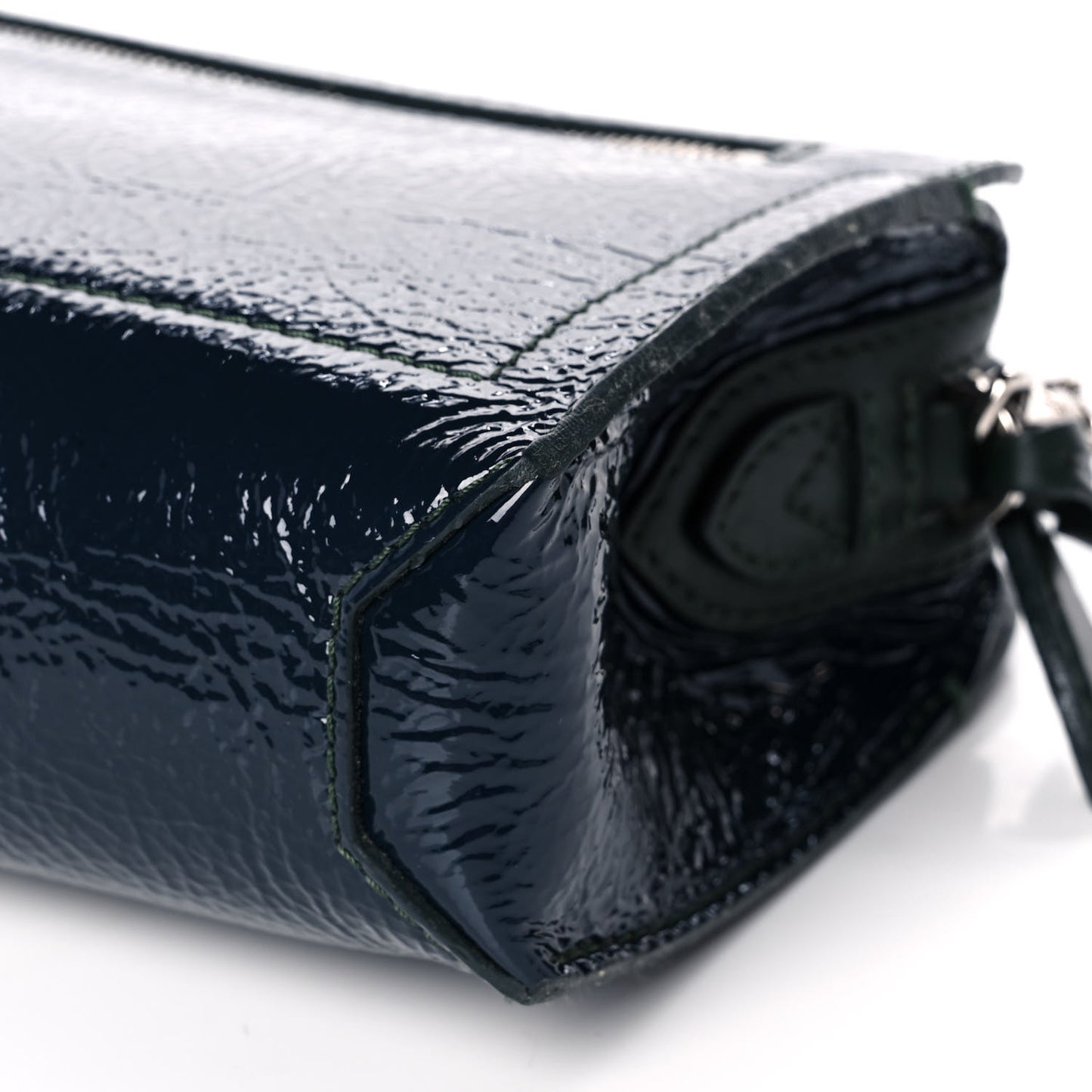 Vernis Deerskin Bonded Chain Pochette Marine
