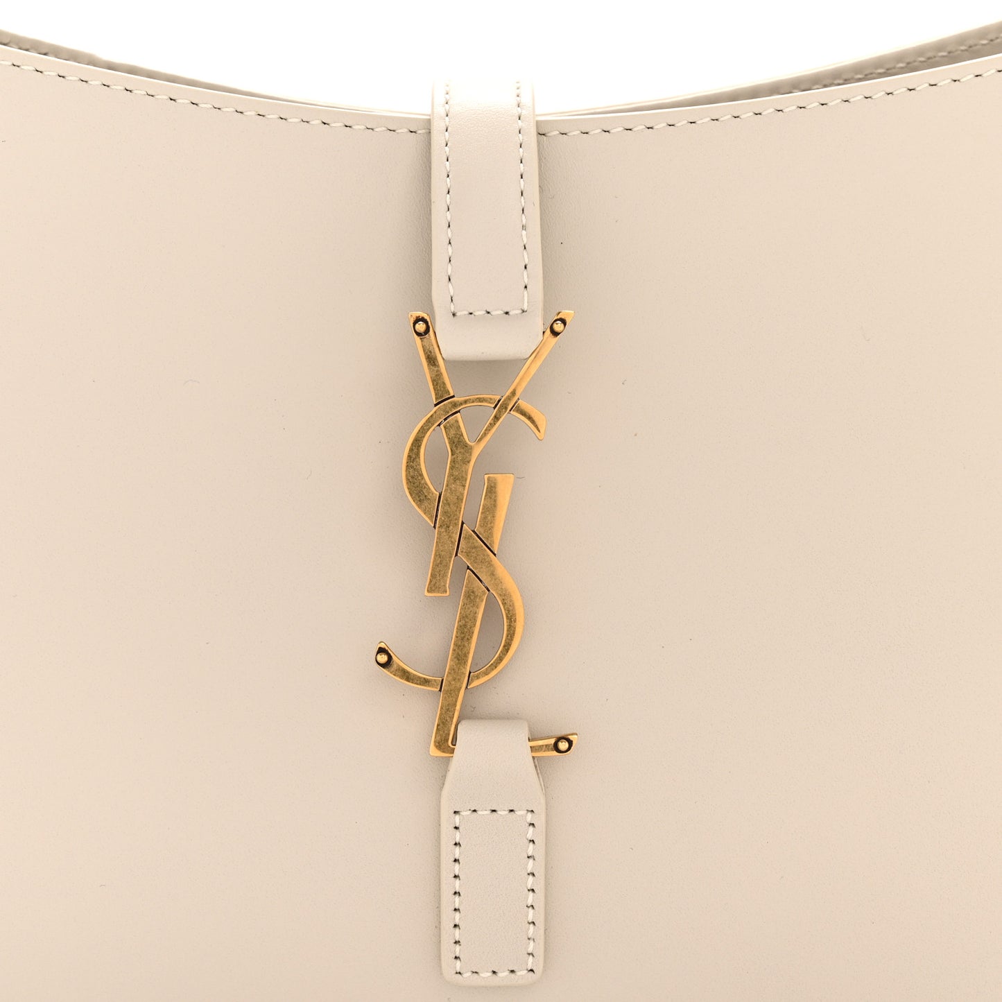 Smooth Calfskin Le 5 A 7 Hobo Crema Soft