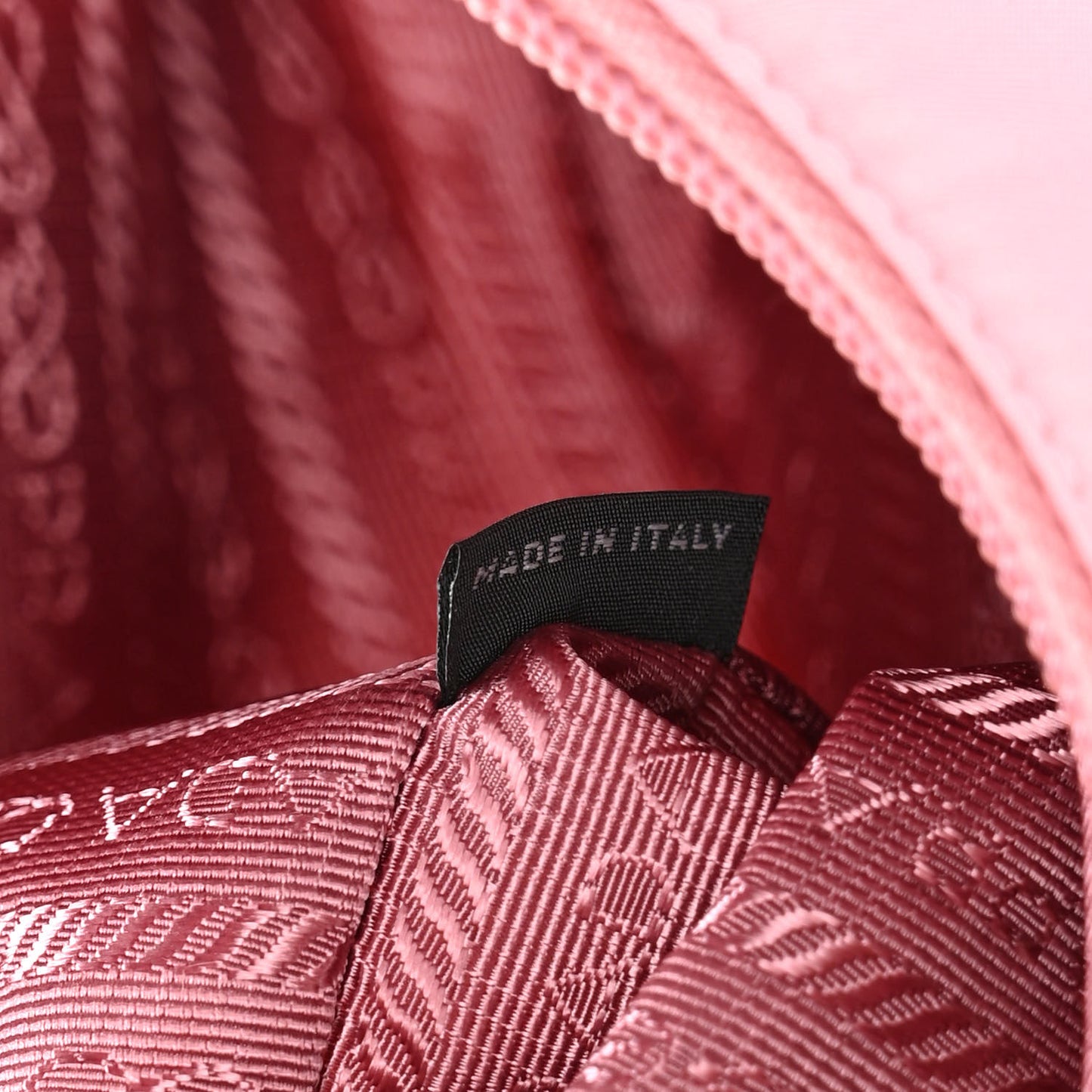 Tessuto Nylon Saffiano Mini Re-Edition 2000 Bag Rosa