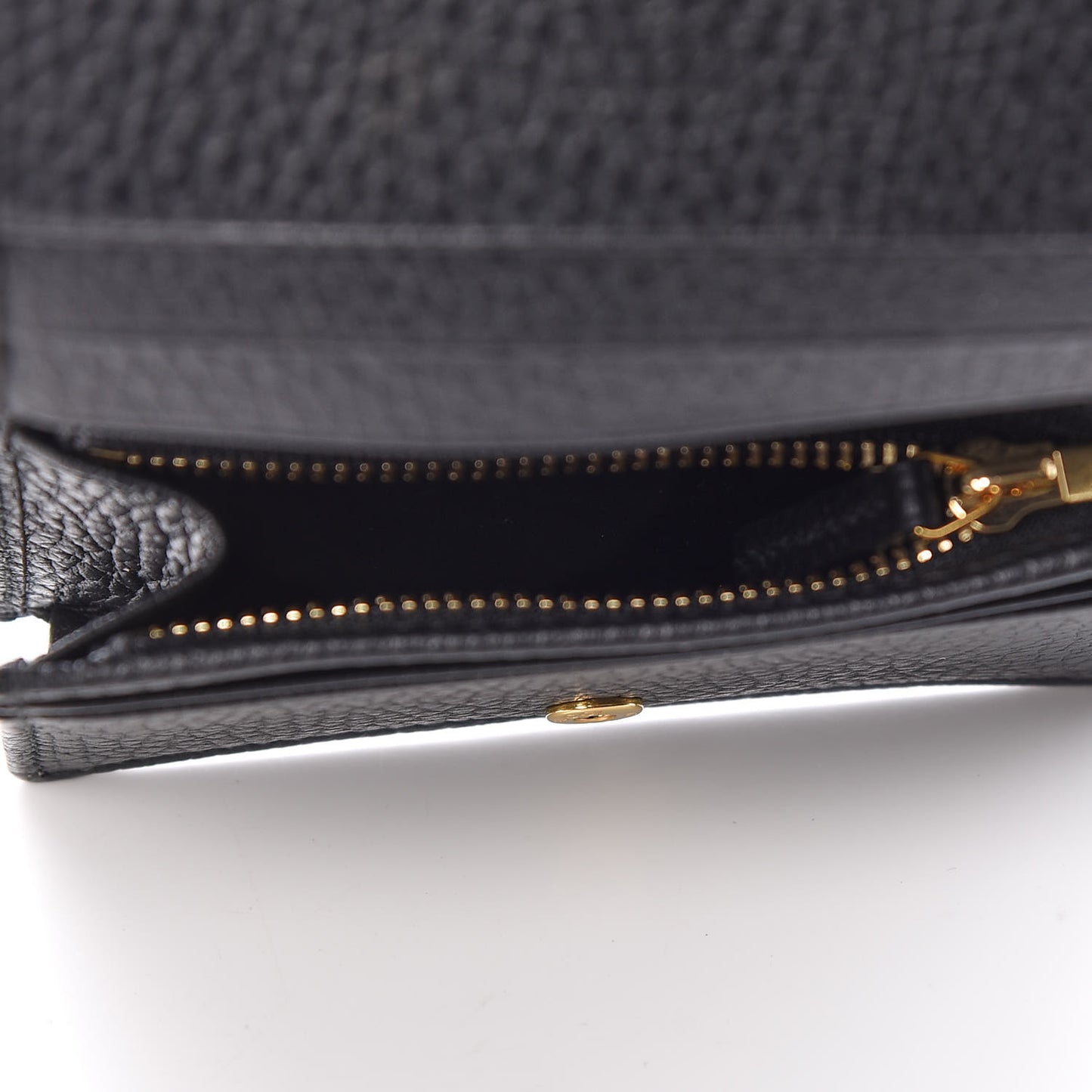 Pebbled Calfskin GG Marmont Card Case Black