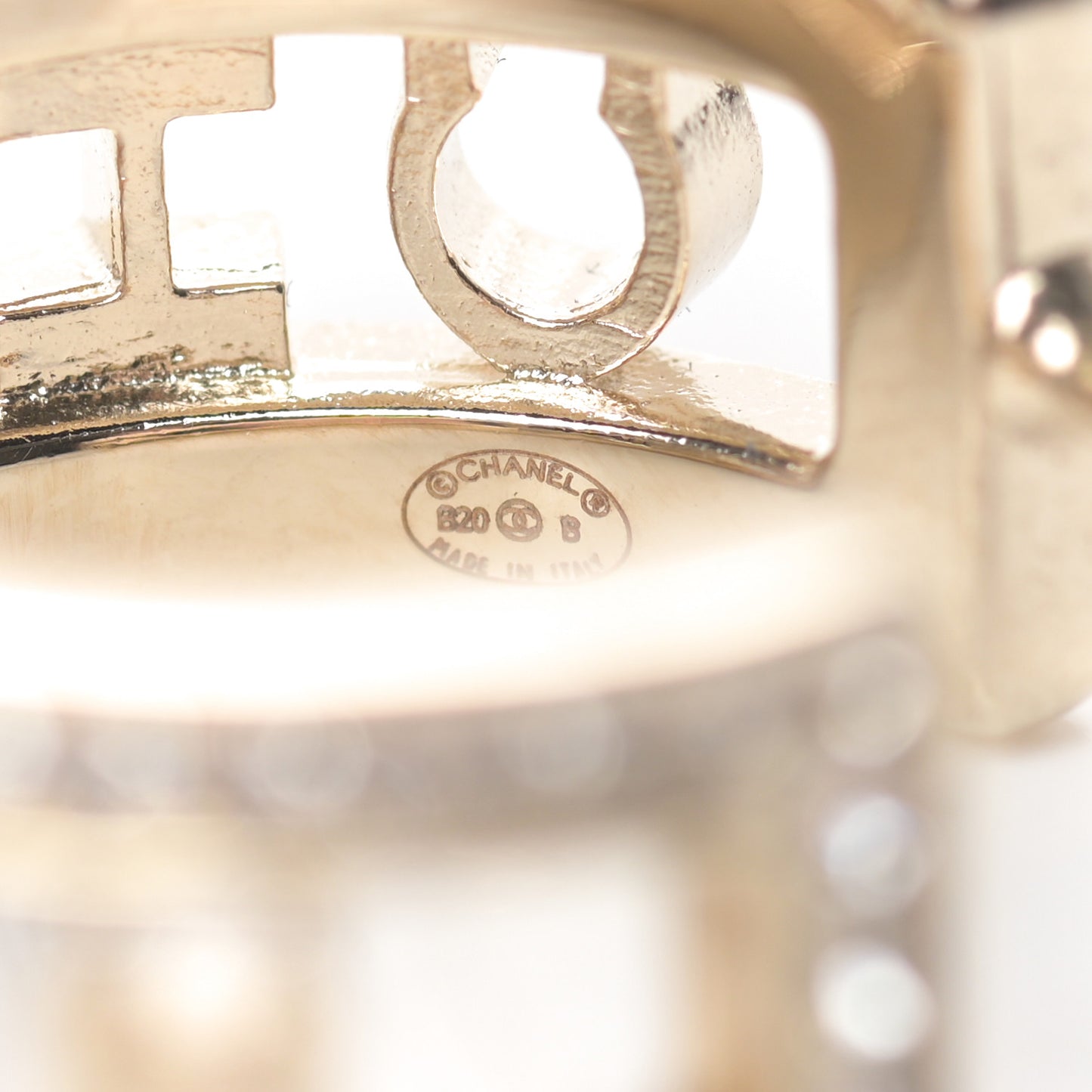 Metal Crystal Bow-tiful CC Hoop Earrings Gold