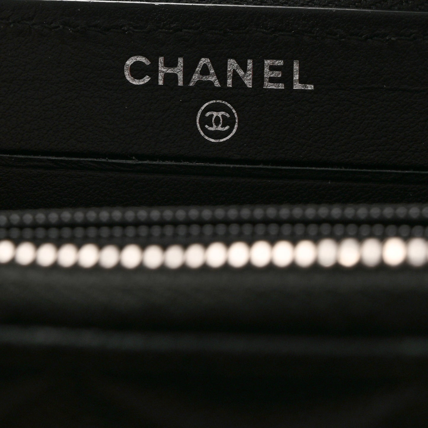 Iridescent Caviar Quilted Medium Zip Around Wallet Black