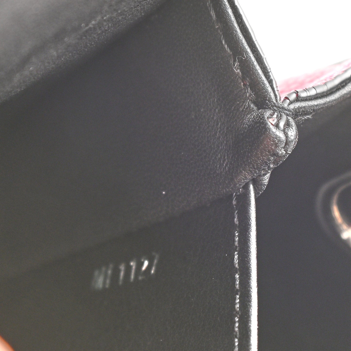 Grained Calfskin Vivienne NM Framboise